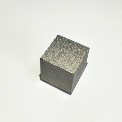 China sale high density alloy metal 1kg tungsten cubes